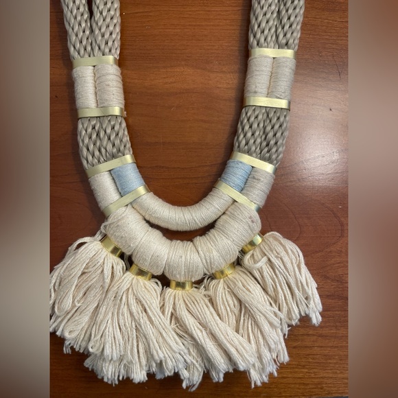 Fun Rope Necklace - Picture 4 of 5